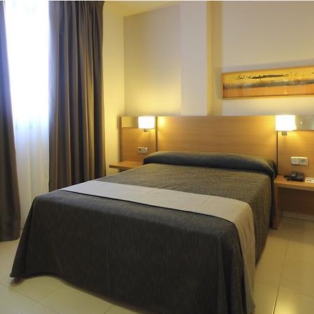 Aqua Hotel Nostre Mar Apartments 皮内达德马尔 外观 照片
